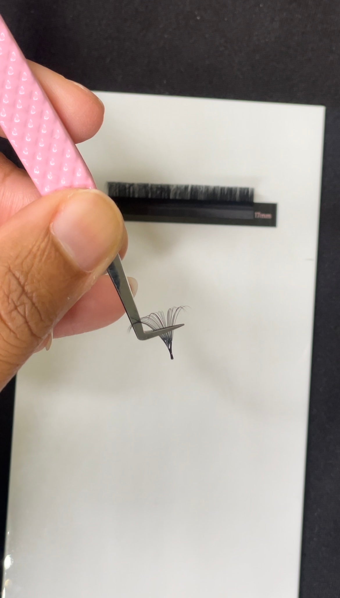 Fiber Tip Volume Tweezers
